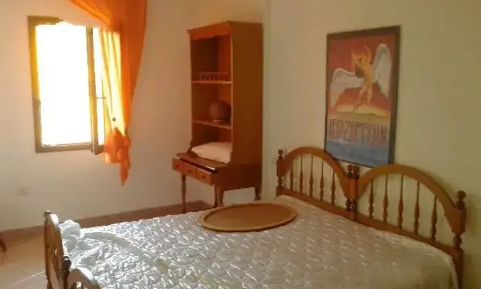 Rexer-Valledoria-Bilocale-km-dal-mare-CAMERA-DA-LETTO