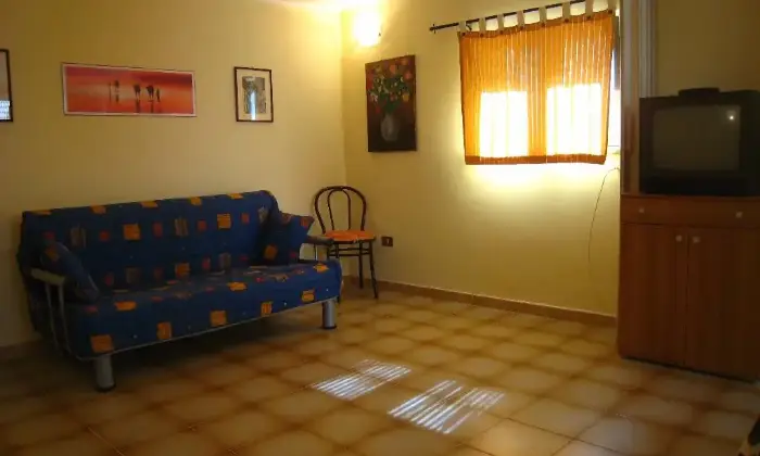 Rexer-Soverato-CASA-A-SOVERATO-A-MT-DAL-MARE-SALONE