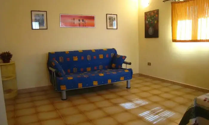 Rexer-Soverato-CASA-A-SOVERATO-A-MT-DAL-MARE-SALONE
