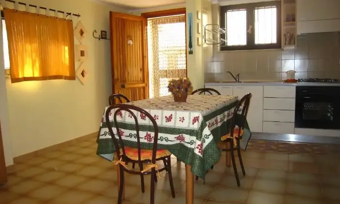 Rexer-Soverato-CASA-A-SOVERATO-A-MT-DAL-MARE-CUCINA