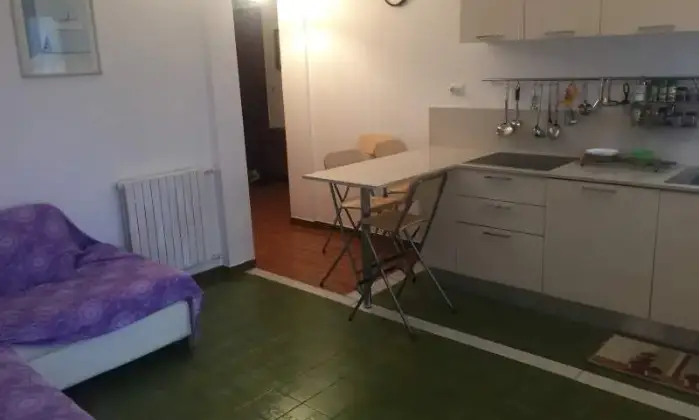 Rexer-Borghetto-Santo-Spirito-Splendido-bilocale-arredato-SALONE