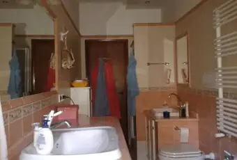 Rexer-Roma-Affittasi-ampia-stanza-singola-BAGNO