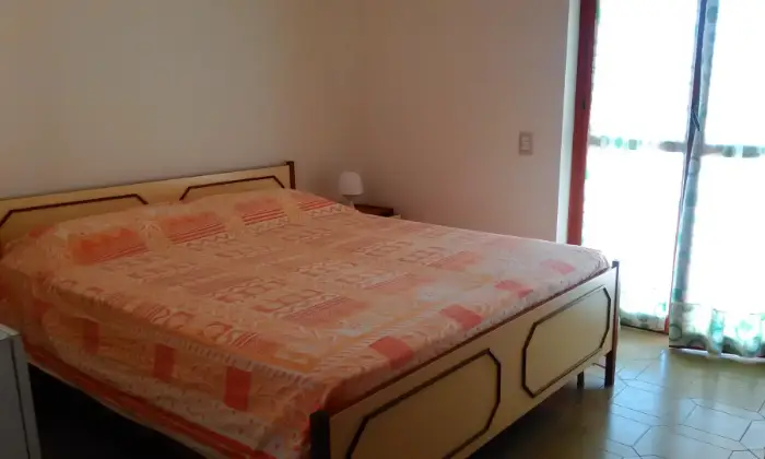 Rexer-Pineto-Trilocale-mare-CAMERA-DA-LETTO