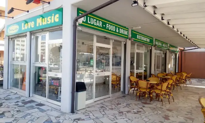 Rexer-Ravenna-Attivit-di-bar-con-edicola-gelateria-e-ristorante-ALTRO