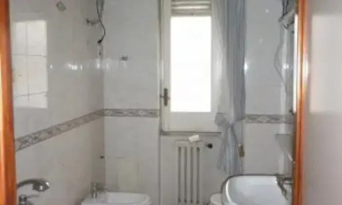 Rexer-Aversa-Appartamento-con-ampio-terrazzo-BAGNO