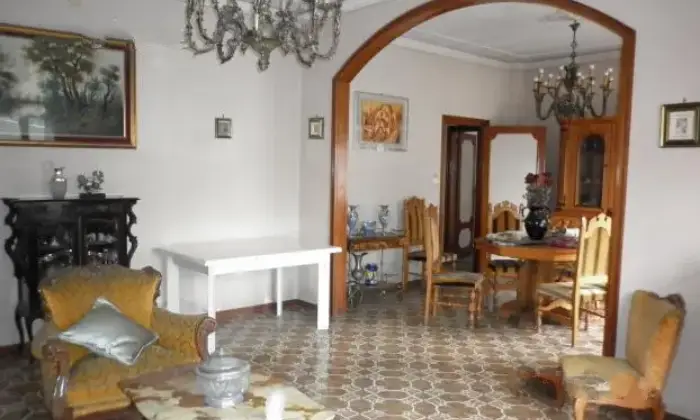 Rexer-Aversa-Appartamento-con-ampio-terrazzo-SALONE