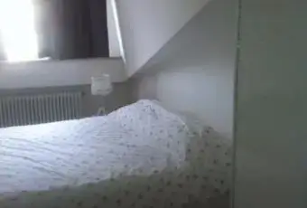 Rexer-Capua-Centrale-mansarda-CAMERA-DA-LETTO