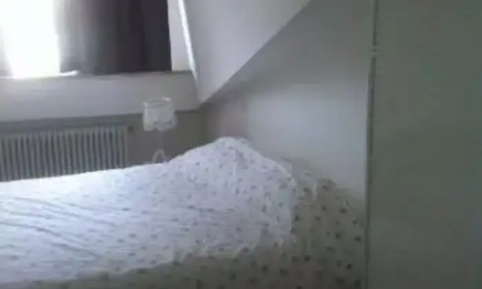 Rexer-Capua-Centrale-mansarda-CAMERA-DA-LETTO