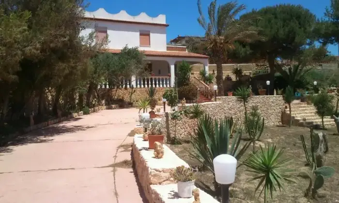 Rexer-Lampedusa-e-Linosa-LAMPEDUSA-Villa-grande-indipendente-panoramica-vista-mare-ALTRO