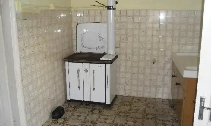 Rexer-Polverara-Bilocale-non-arredato-libero-subito-CUCINA