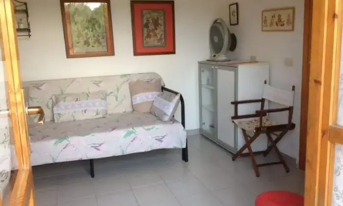 Rexer-Porto-Coda-Cavallo-Grazioso-bilocale-sul-mare-SALONE