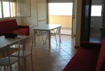 Rexer-Nettuno-Luminoso-bilocale-vista-mare-SALONECUCINA