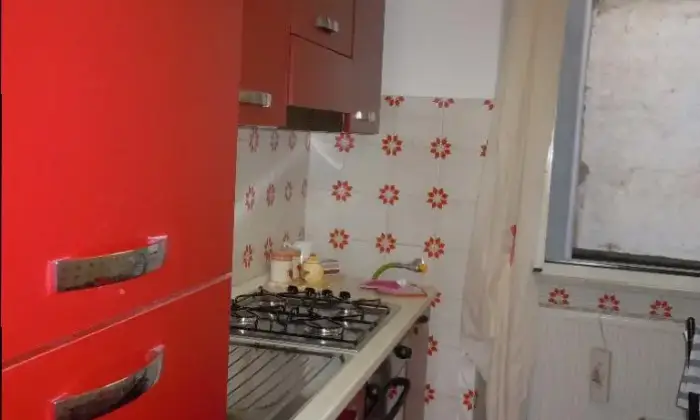 Rexer-Palestrina-Ammobiliato-centro-storico-CUCINA
