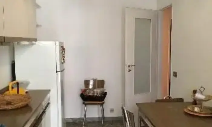Rexer-Roma-Trilocale-panoramico-CUCINA