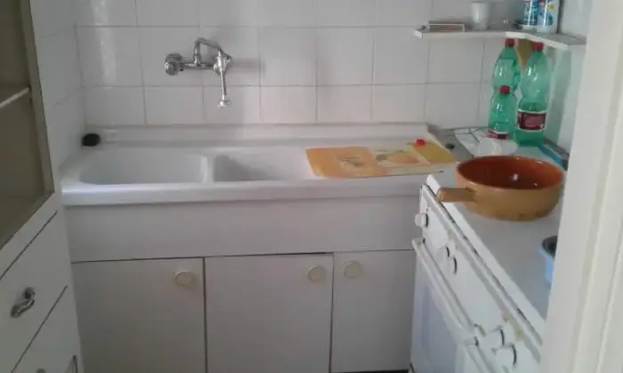 Rexer-Monterosso-Almo-Casa-indipendente-CUCINA