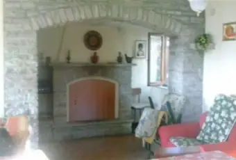 Rexer-Treia-BELLISSIMA-VILLETTA-ISOLATA-IN-MONTAGNA-ALTRO