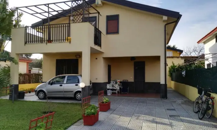 Rexer-Lentini-Villa-zona-mare-CAMERA-DA-LETTO