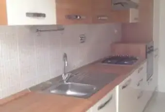 Rexer-Roma-Stanza-doppia-con-terrazzo-Metro-Conca-dOro-CUCINA