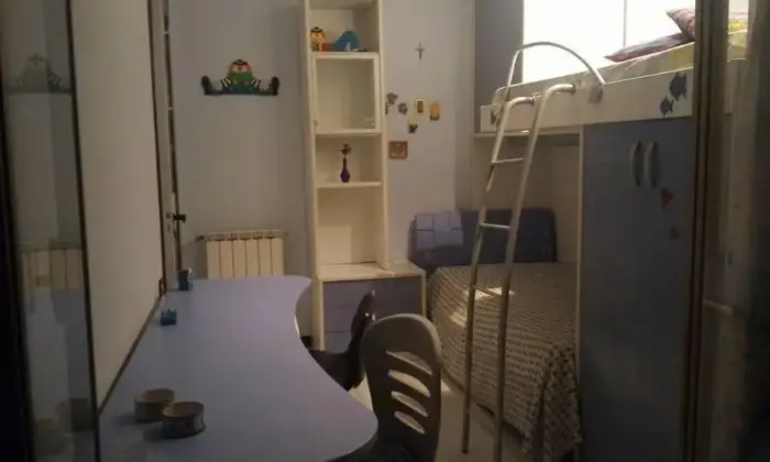 Rexer-Aci-Catena-Appartamento-per-lavoratori-fuori-sede-CAMERA-DA-LETTO