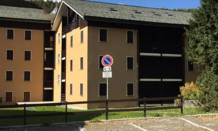 Rexer-Madesimo-Pratico-bilocale-TERRAZZO