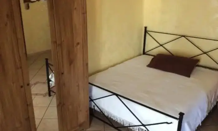 Rexer-Gaeta-Grazioso-monolocale-CAMERA-DA-LETTO