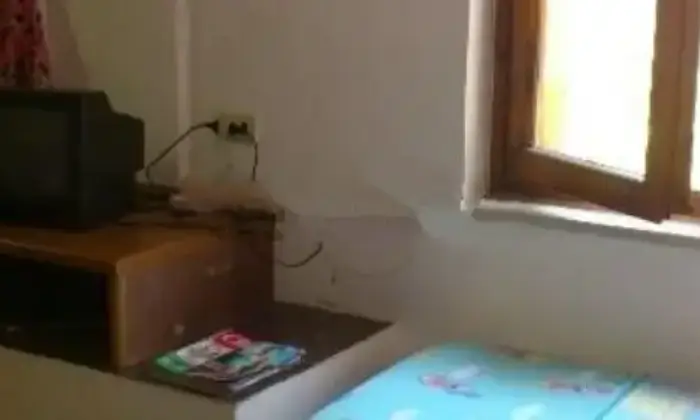 Rexer-Formia-Ampio-trilocale-CAMERA-DA-LETTO