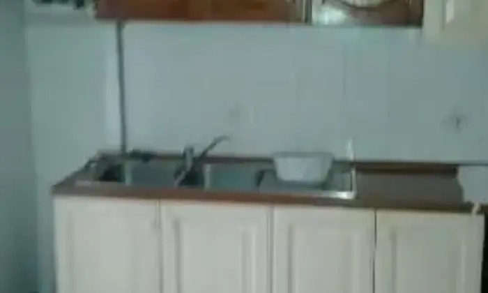 Rexer-Soriano-nel-Cimino-Ampio-appartamento-CUCINA