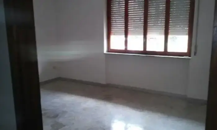 Rexer-Casagiove-Ampio-bilocale-SALONE