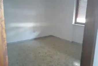 Rexer-Casagiove-Ampio-bilocale-CAMERA-DA-LETTO