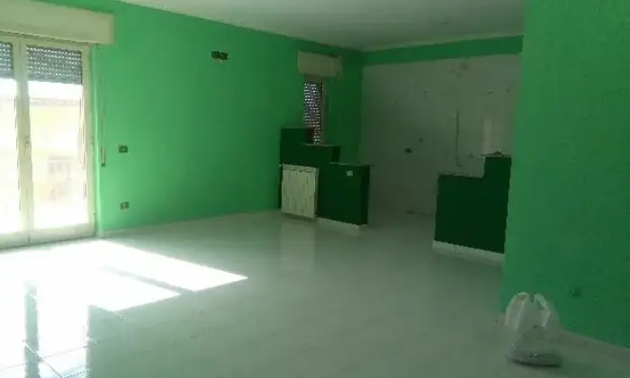 Rexer-Giugliano-in-Campania-Trilocale-luminoso-SALONE
