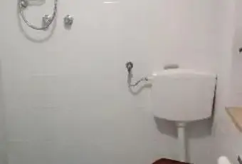 Rexer-Pozzuoli-Monolocale-ristrutturato-BAGNO
