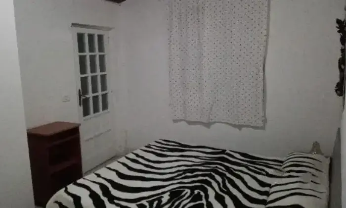 Rexer-Pozzuoli-Monolocale-ristrutturato-CAMERA-DA-LETTO