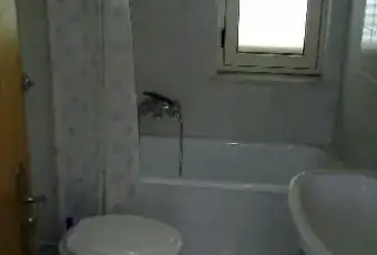 Rexer-Montemarano-Trilocale-su-livelli-BAGNO