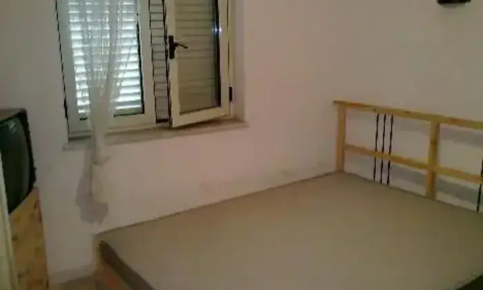 Rexer-Montemarano-Trilocale-su-livelli-CAMERA-DA-LETTO