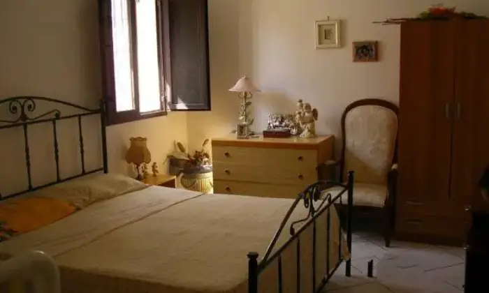 Rexer-Manduria-Quadrilocale-vicinanze-mare-CAMERA-DA-LETTO