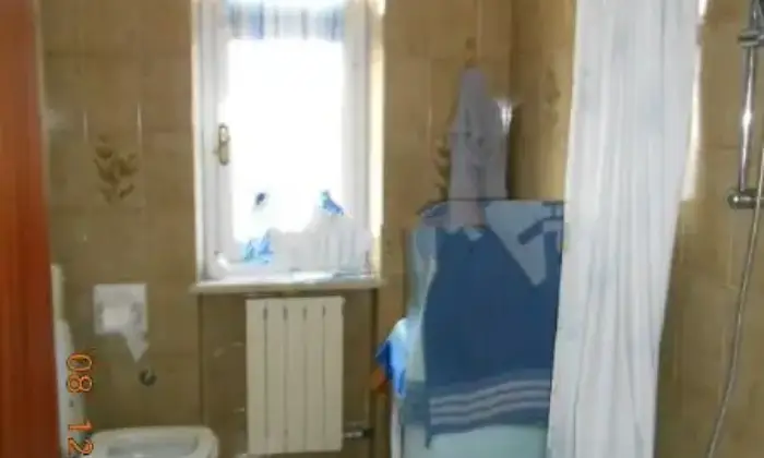Rexer-Casalgrasso-Attico-luminoso-BAGNO