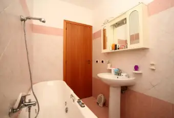 Rexer-Nettuno-Appartamento-affitto-mesi-estivi-BAGNO