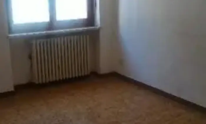 Rexer-Alessandria-Trilocale-piano-rialzato-CAMERA-DA-LETTO