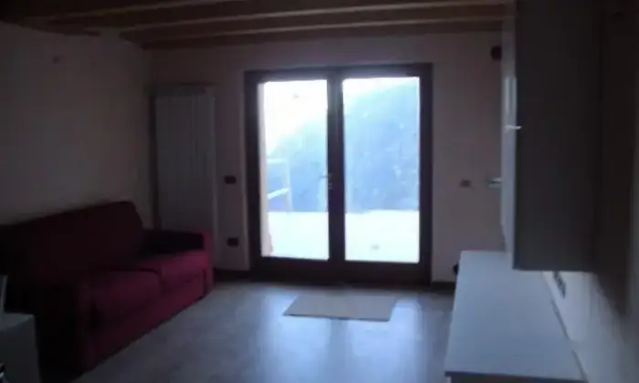 Rexer-Bagolino-Ampio-trilocale-montagna-SALONE