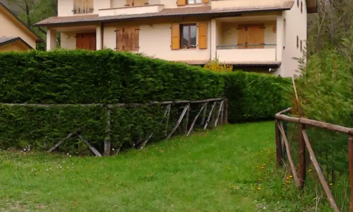 Rexer-Cutigliano-Monolocale-con-Giardino-e-zona-a-verde-recintata-mq-ALTRO