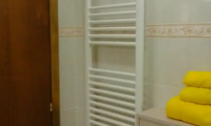 Rexer-Cutigliano-Monolocale-con-Giardino-e-zona-a-verde-recintata-mq-BAGNO