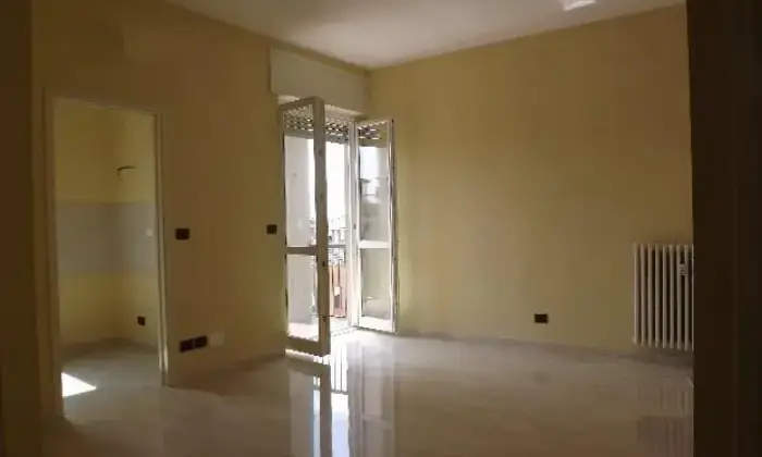 Rexer-Asti-Bilocale-ristrutturato-SALONE