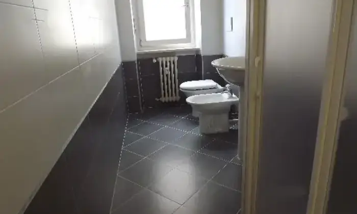 Rexer-Asti-Bilocale-ristrutturato-BAGNO