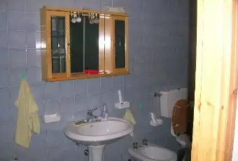 Rexer-Bardonecchia-Bilocale-montagna-BAGNO