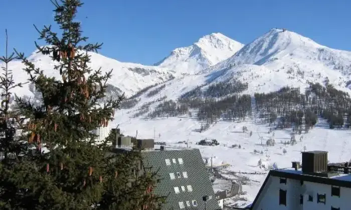 Rexer-Sestriere-Appartamento-in-residence-ALTRO