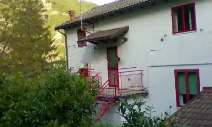 Rexer-Montecreto-Ampio-quadrilocale-ALTRO