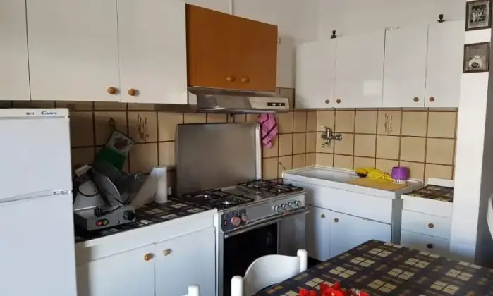 Rexer-Martinsicuro-Bilocale-vicinanze-spiaggia-CUCINA