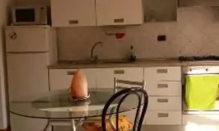 Rexer-Faenza-Monolocale-con-terrazzo-SALONECUCINA