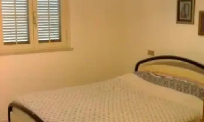 Rexer-Sperlonga-Villetta-indipendente-con-giardinetto-CAMERA-DA-LETTO