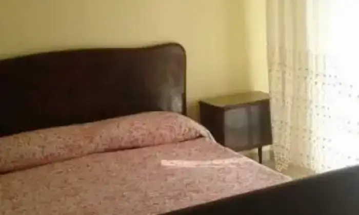 Rexer-Civitella-Messer-Raimondo-Trilocale-arredato-CAMERA-DA-LETTO